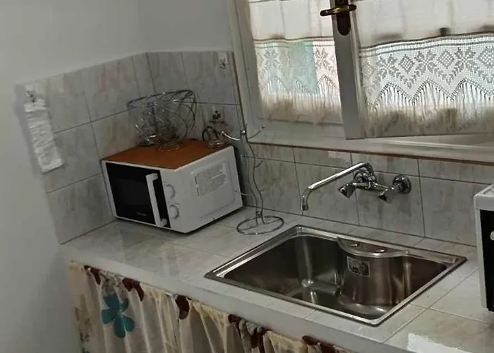 Дом отдыха Eirini S *